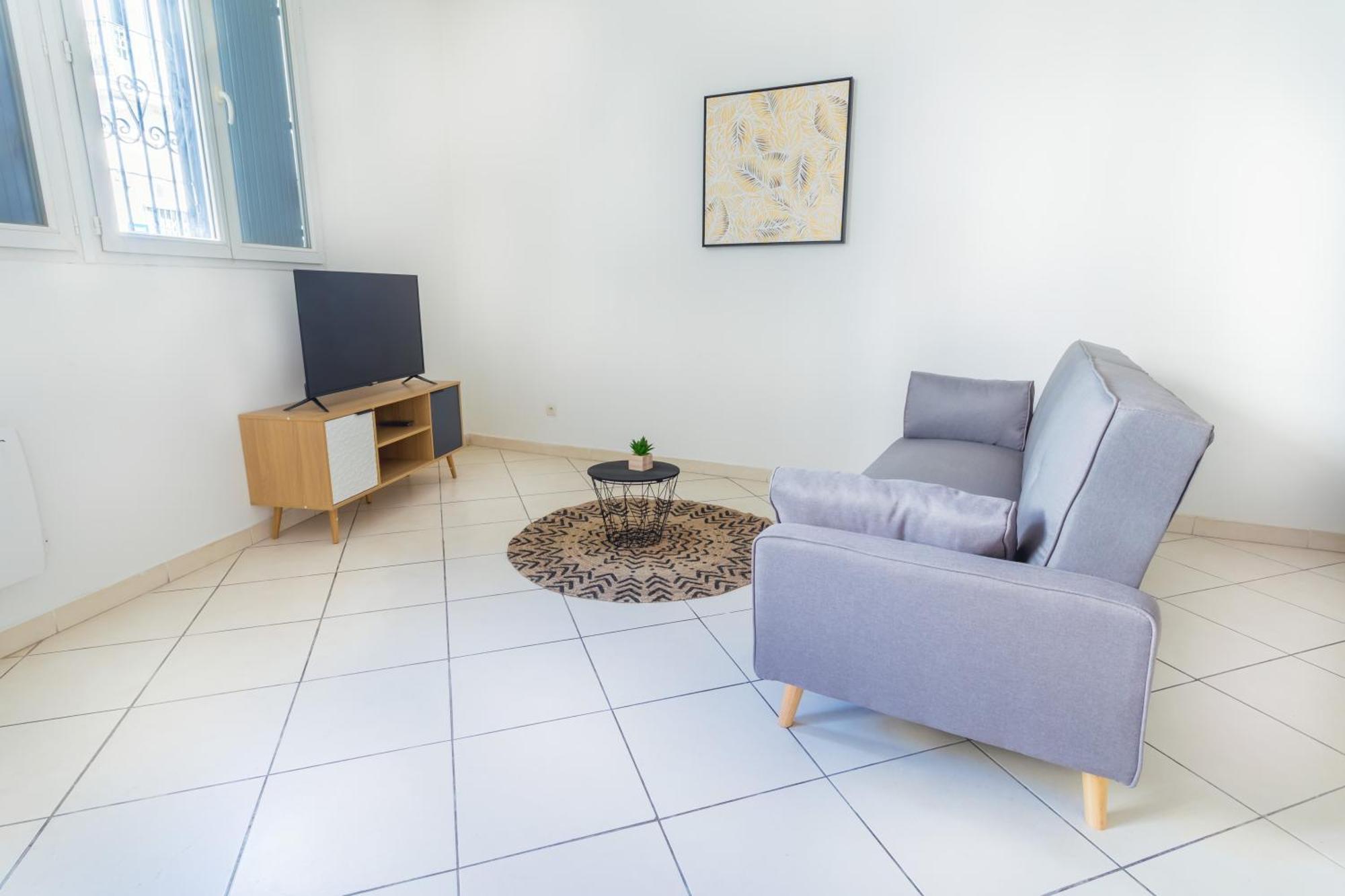 Grand appartement climatisé 3 chambres 6-8 pers Béziers Esterno foto
