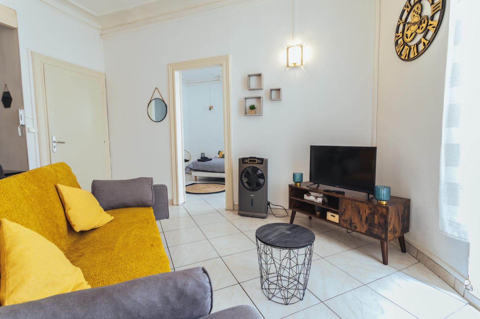 Grand appartement climatisé 3 chambres 6-8 pers Béziers Esterno foto