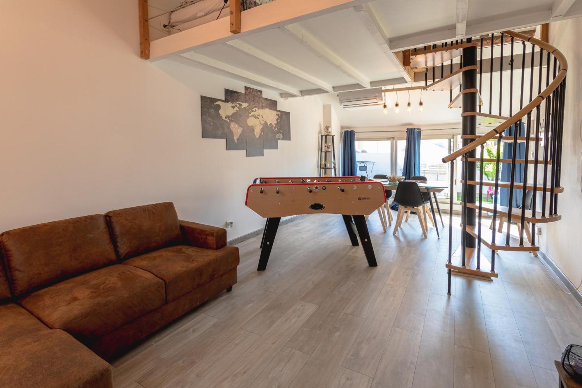 Grand appartement climatisé 3 chambres 6-8 pers Béziers Esterno foto